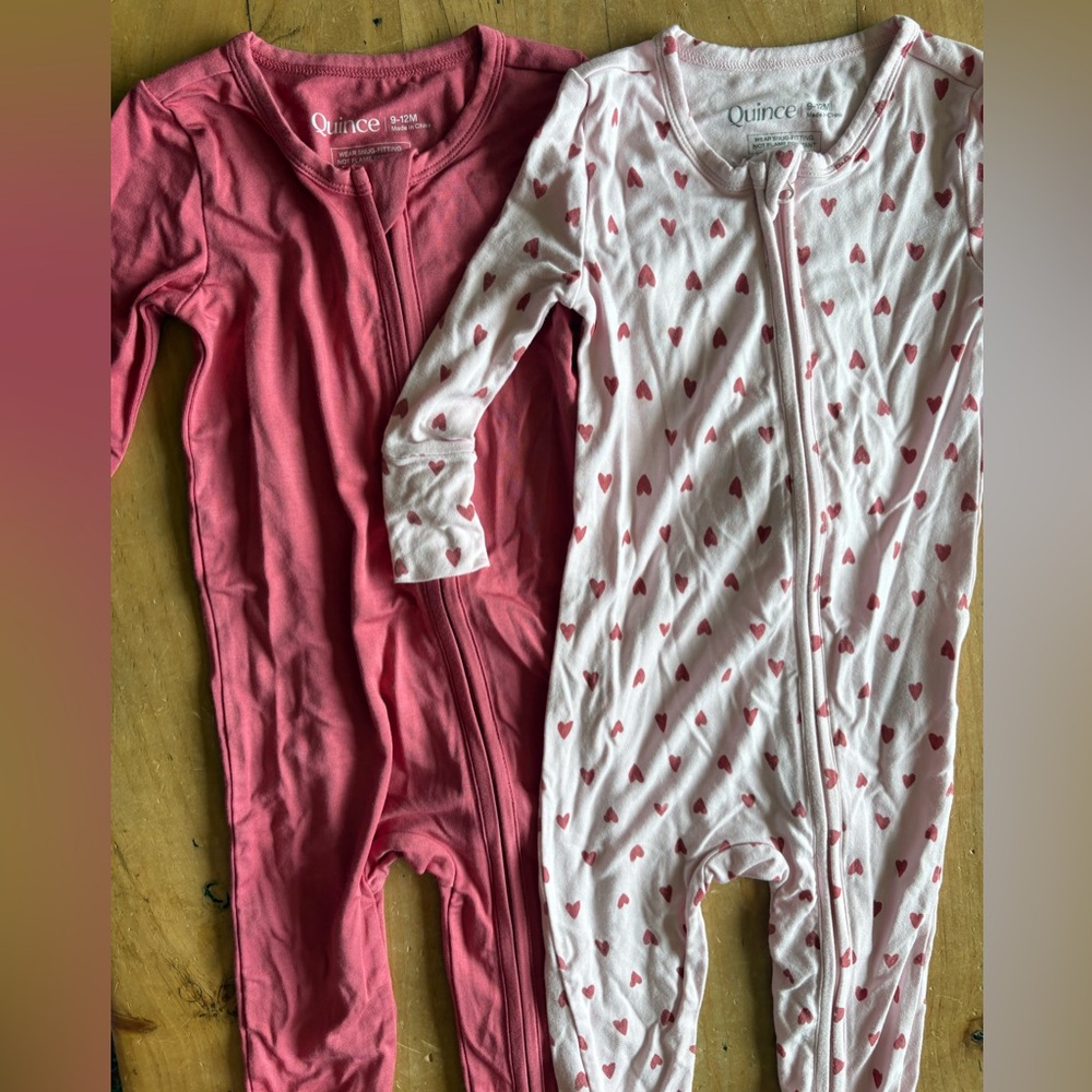 NWOT Quince Bamboo Footie Pajamas 9-12 months